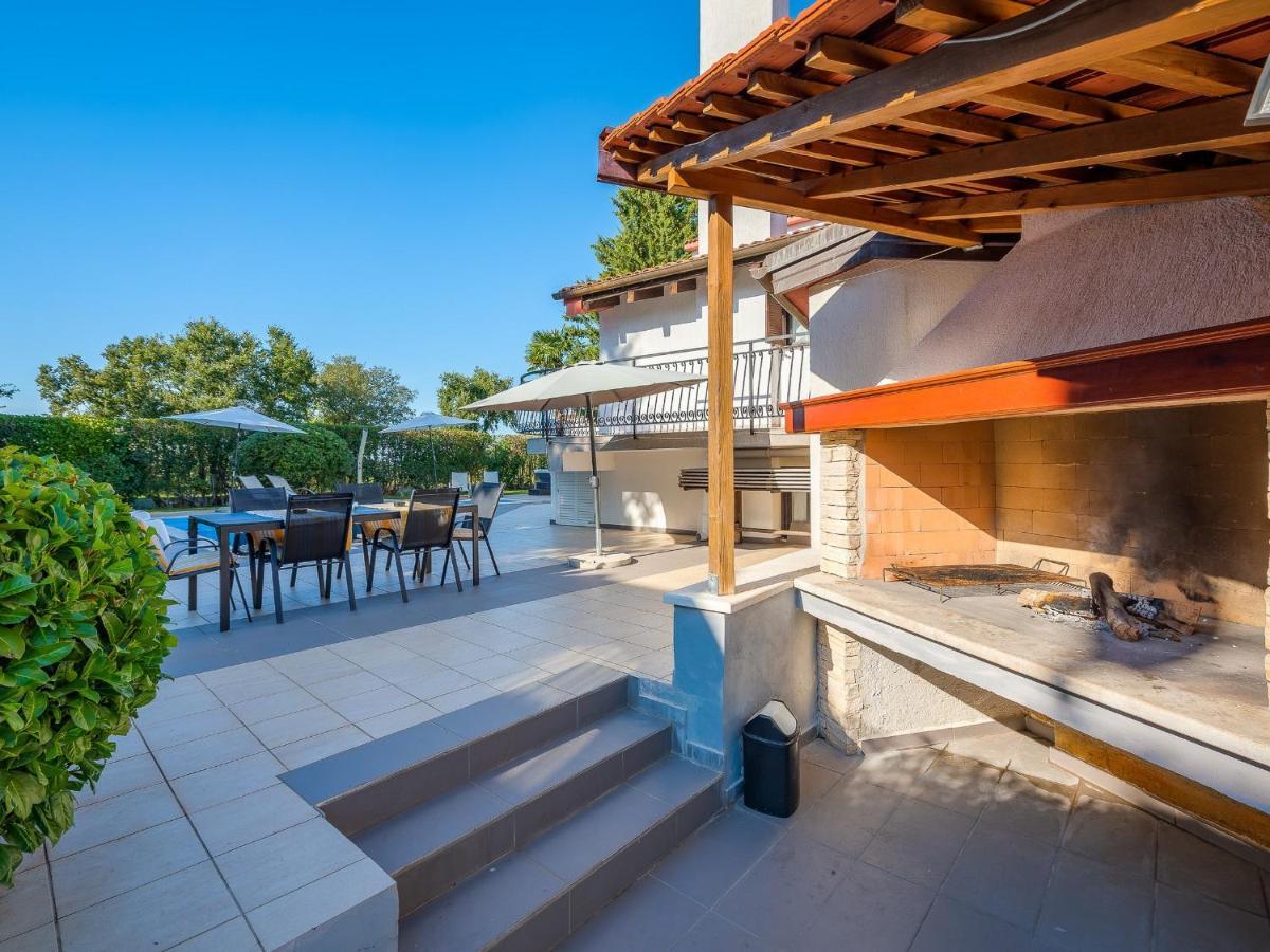 Villa Martimar With Pool And Hot Tub In Istria Rosini Extérieur photo