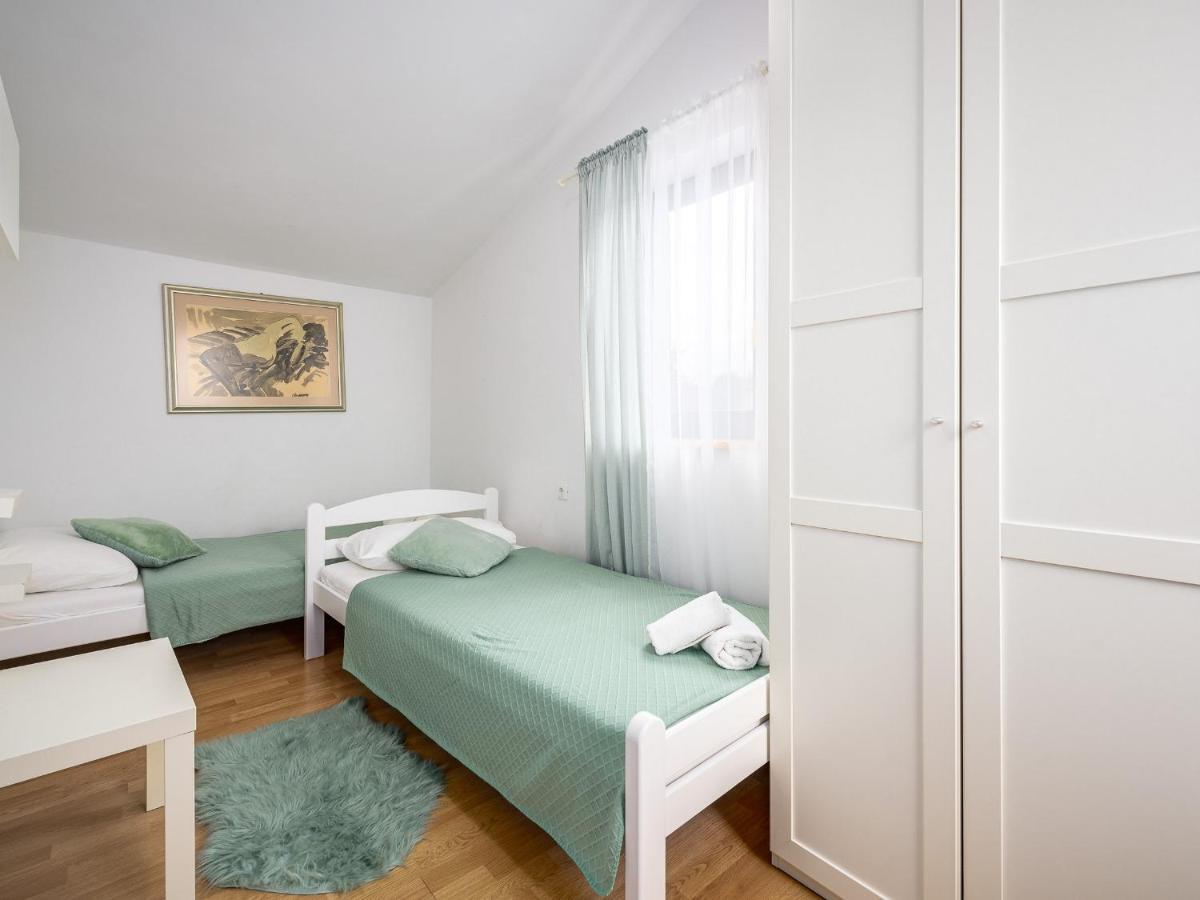 Villa Martimar With Pool And Hot Tub In Istria Rosini Extérieur photo